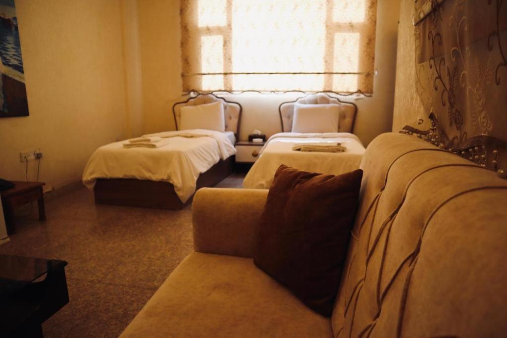 Italian House Hotel Baghdād Kültér fotó