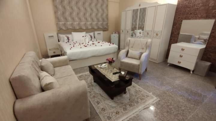 Italian House Hotel Baghdād Kültér fotó